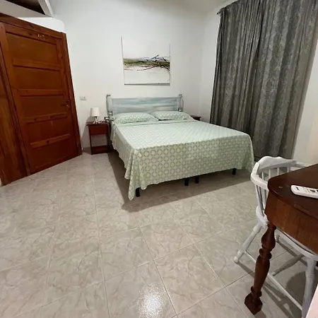 Free Zone Bed & Breakfast *