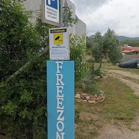 Free Zone Bed & Breakfast 3*