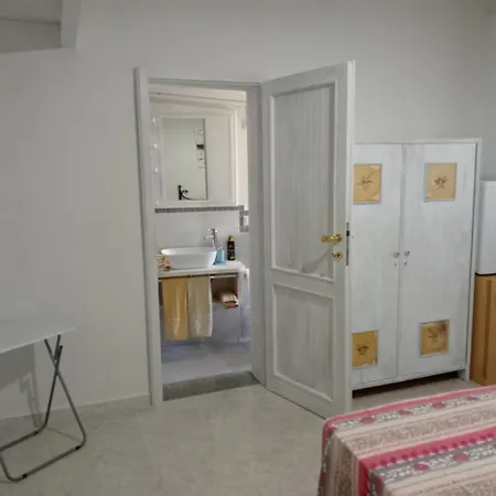 Free Zone Bed & Breakfast *